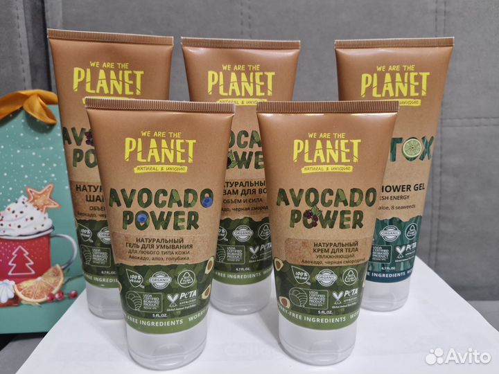 Набор косметики we are the planet