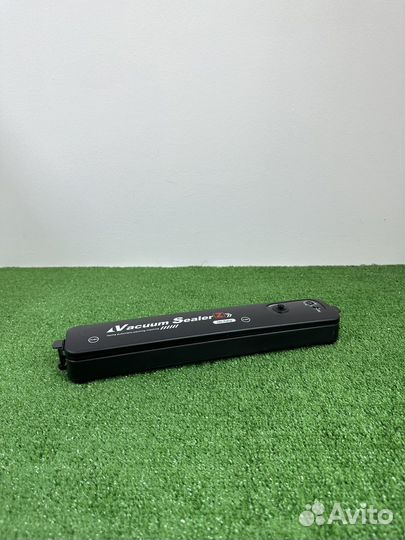 Вакуумный упаковщик продуктов