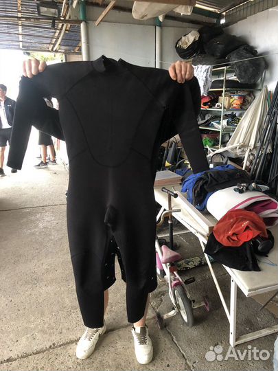 Гидрокостюм тройка