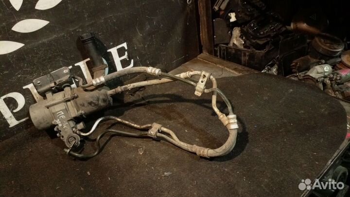 Насос гура Peugeot 307