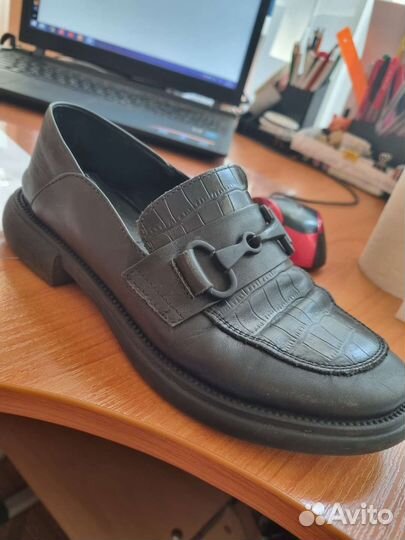 Туфли лоферы