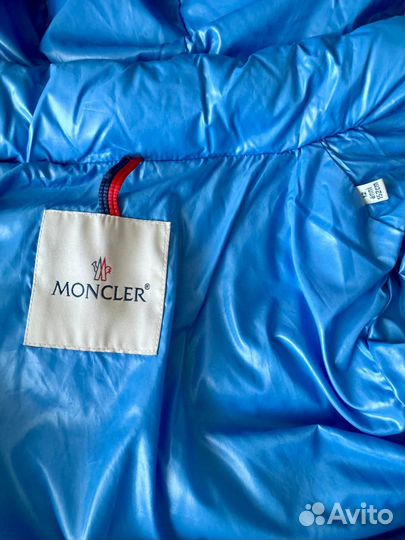 Пуховик Moncler пальто