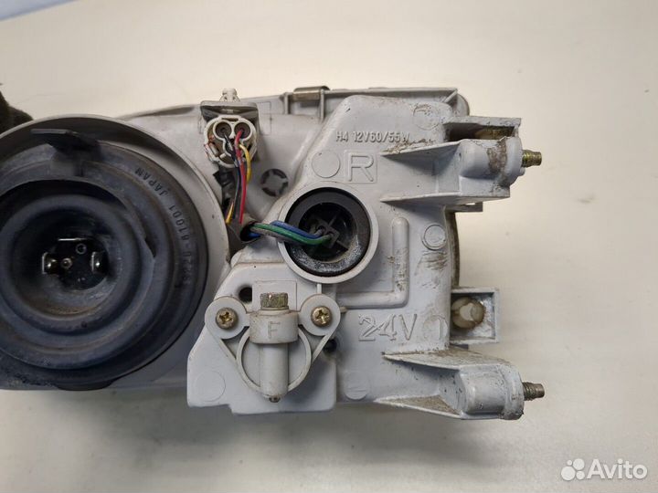 Фара (передняя) Mitsubishi Colt, 1997