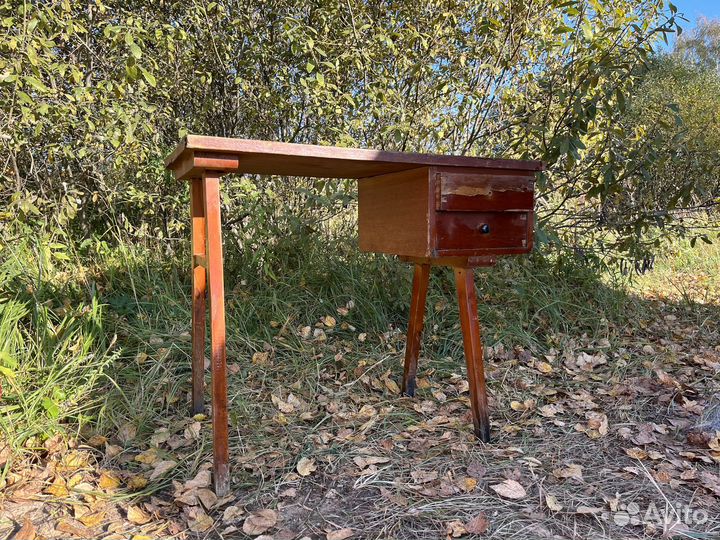 Письменный стол времен СССР