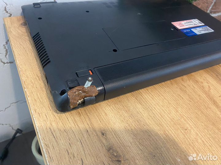 Ноутбук Asus x53u