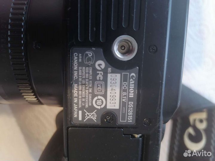 Зеркальный фотоаппарат canon