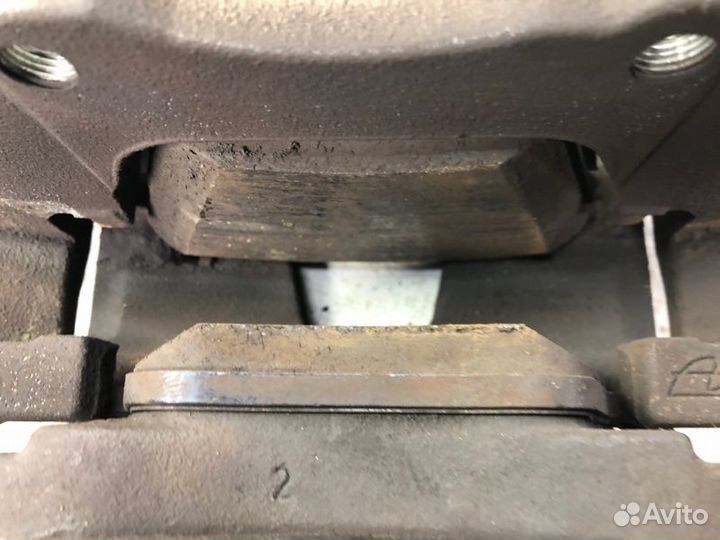 Суппорт передний левый и правый Mazda 3 BK MPS