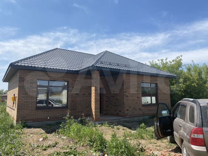 Коттедж 106 м² на участке 6 сот.