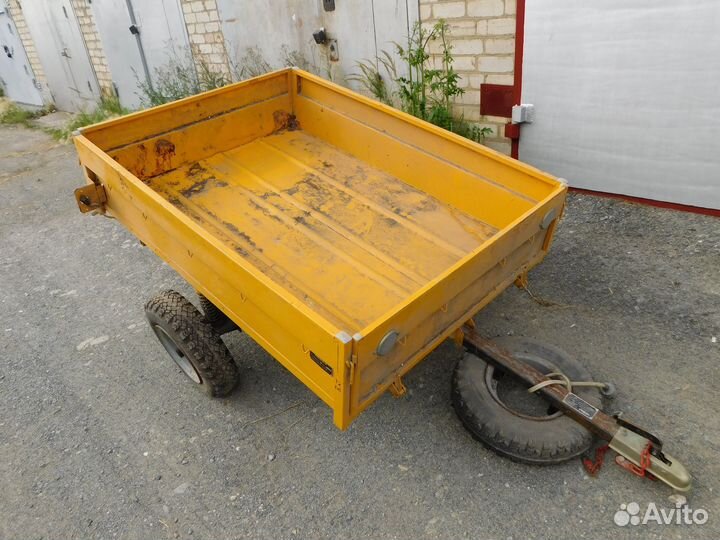 Новый прицеп 8122 Пчелка