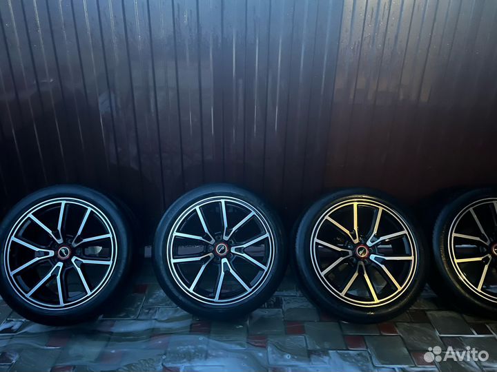 Колёса в сборе R-20. 245*45*20