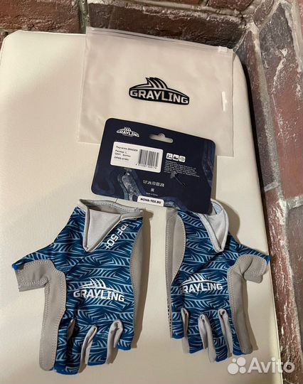 Продам рыболовные перчатки