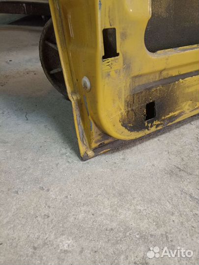 Дверь левая для Фольксваген транспортер т4