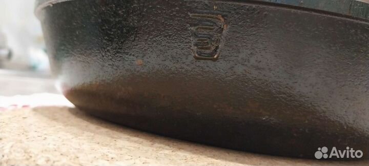 Чугунная сковорода-гриль