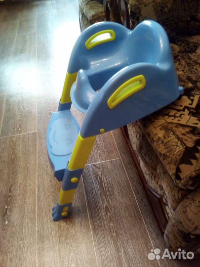 Сидушка на унитаз со ступенькой