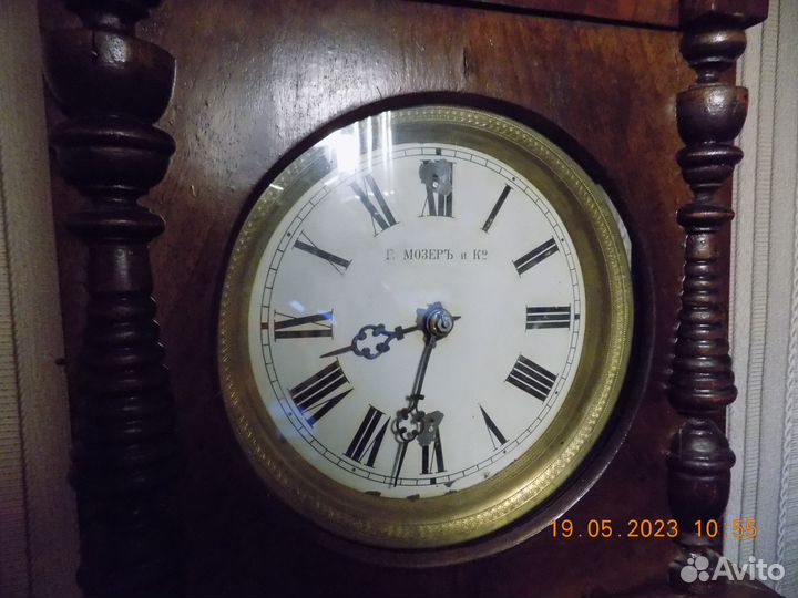 Часы Мозер настенные. Антиквариат