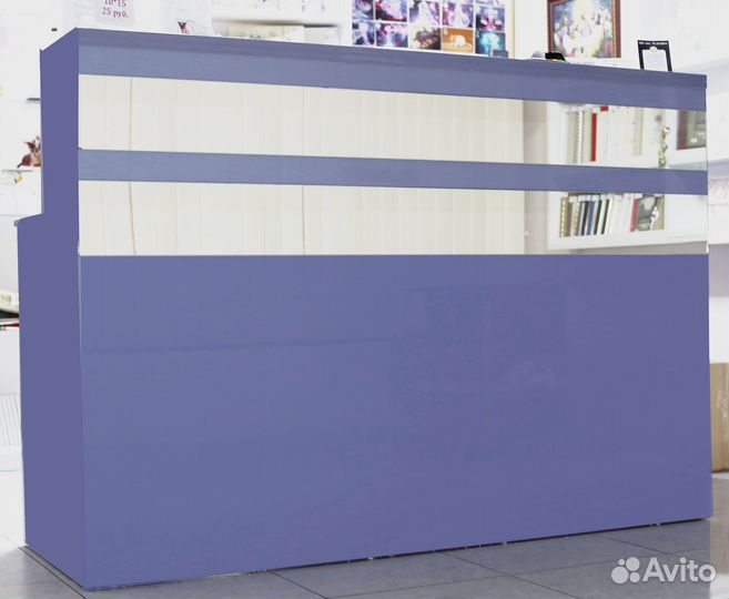 Стойка администратора, ресепшн с зеркалом