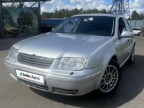 Volkswagen Bora 2.0 MT, 2004, 300 000 км, с пробегом, цена 250 000 руб.