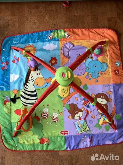 Музыкальный развивающий коврик с игрушками