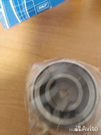 Натяжной ролик ремня грм