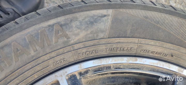 Yokohama BluEarth-ES ES32 185/60 R14 82H