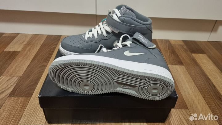 Кроссовки Nike