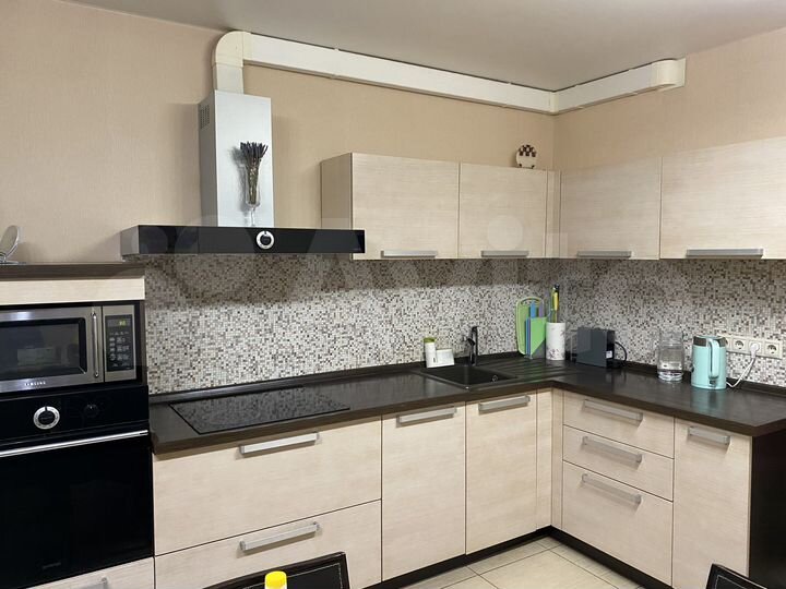 4-к. квартира, 116,8 м², 2/12 эт.