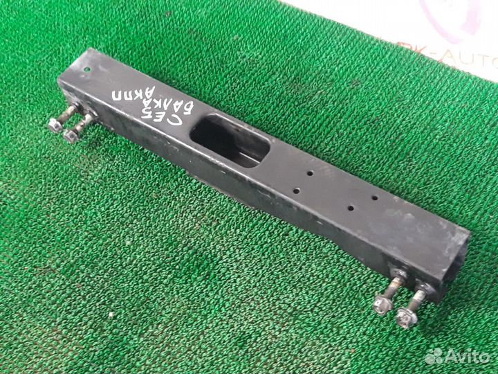 Балка АКПП поперечная Cadillac Escalade GMT800