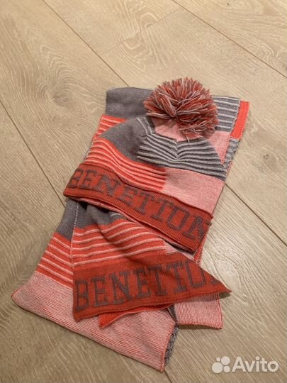 Новые шапка с шарфом Benetton