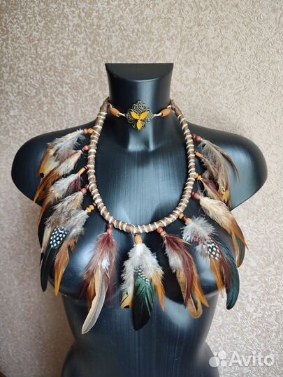 Ожерелье Аватар с перьями/индейское
