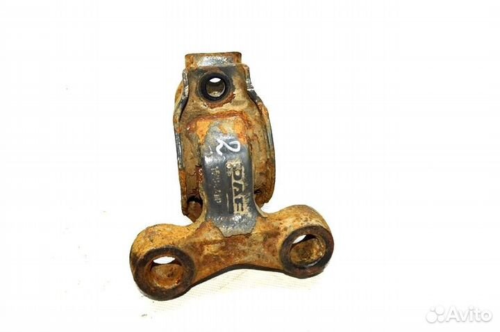 Кронштейн стабилизатора, переднего моста, нижний п