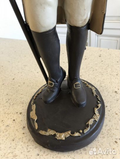 Статуэтка мопса