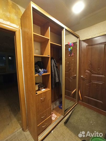 Шкаф купе с зеркалом в прихожую бу