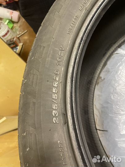 Bridgestone Dueler H/L 235/55 R20 102M