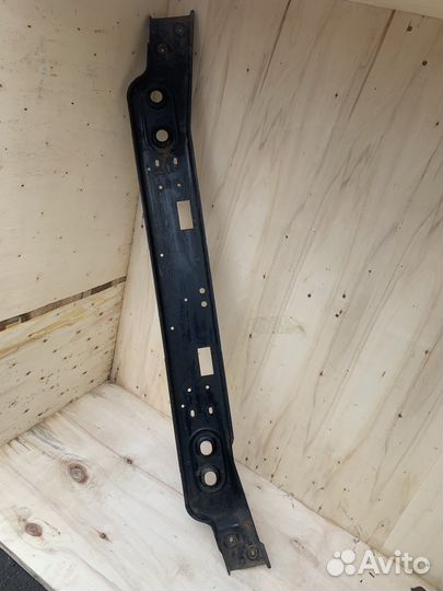 Опора радиатора нижняя Форд Транзит