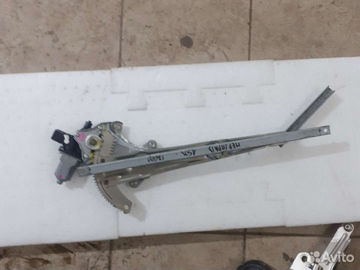 Стеклоподъемник передний правый Mitsubishi ASX