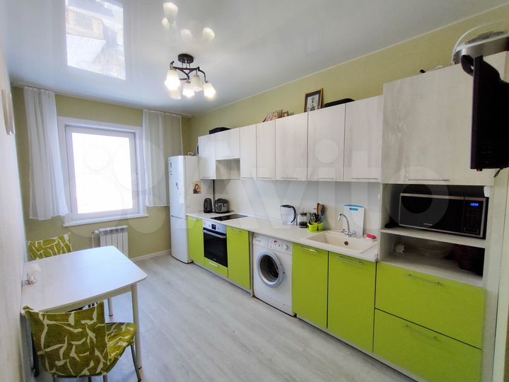 2-к. квартира, 56 м², 13/18 эт.