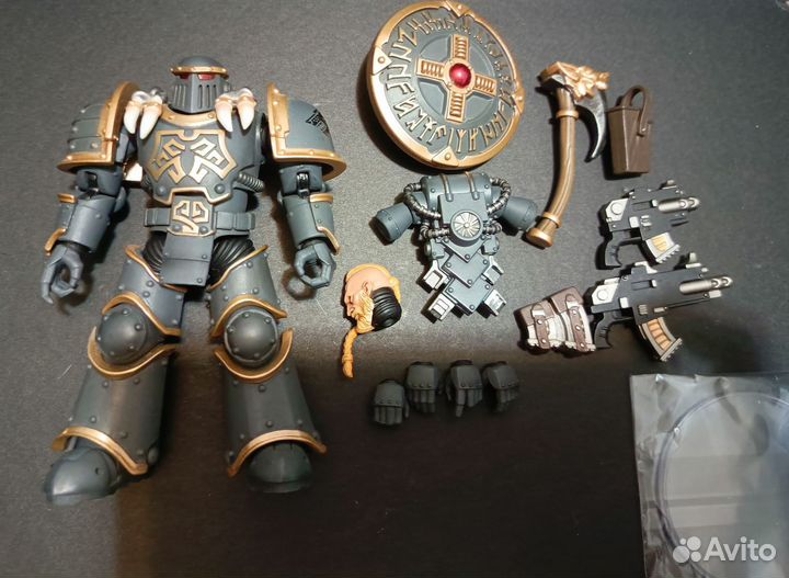 JoyToy Warhammer Space Wolves Grey Slayer