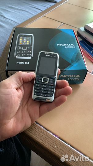 Nokia E51