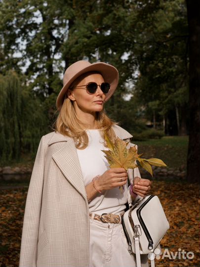 Работа моделью