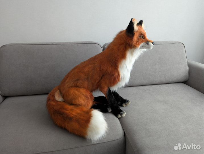 Лис реалистичная игрушка