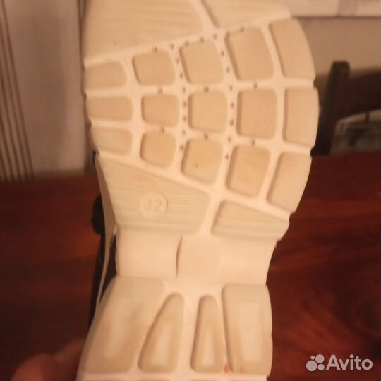 Продам боссоножки для мальчика