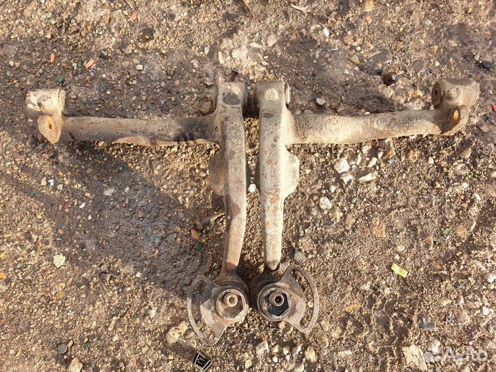 Рычаг передний правый левый верхний transporter t4