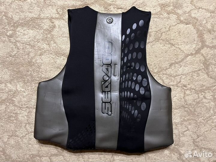 Жилет для водного спорта