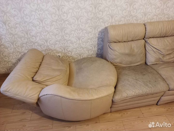 Угловой диван