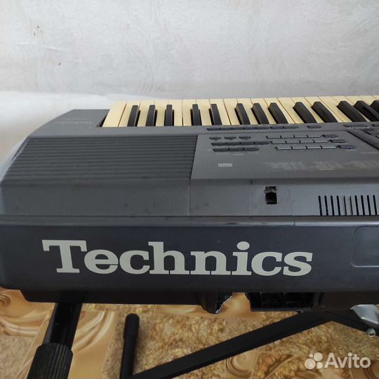 Синтезатор Technics SX-KN930