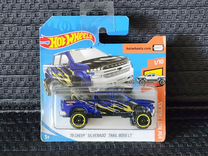 Hot Wheels '19 Chevy Silverado Trail Boss