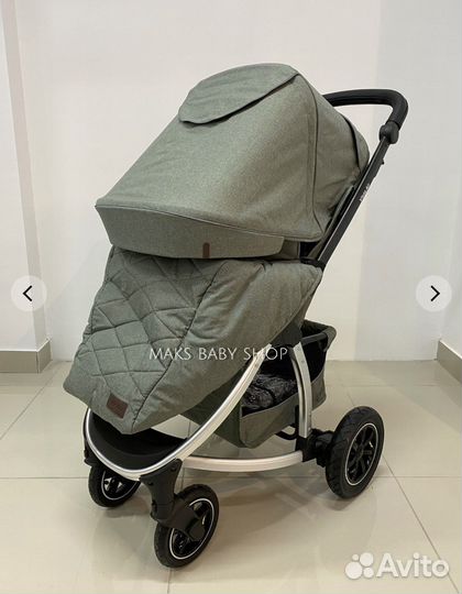 Коляска всесезонная