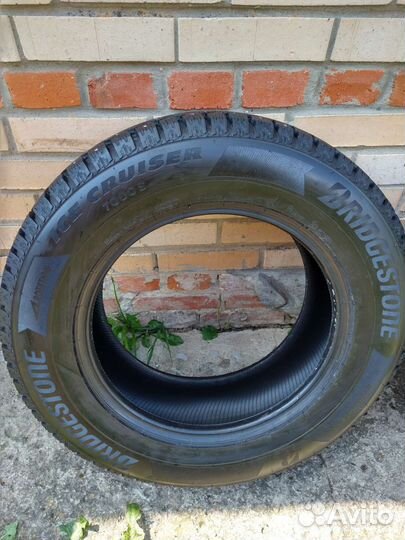 Bridgestone Ice Cruiser 7000S 235/65 R17 108T