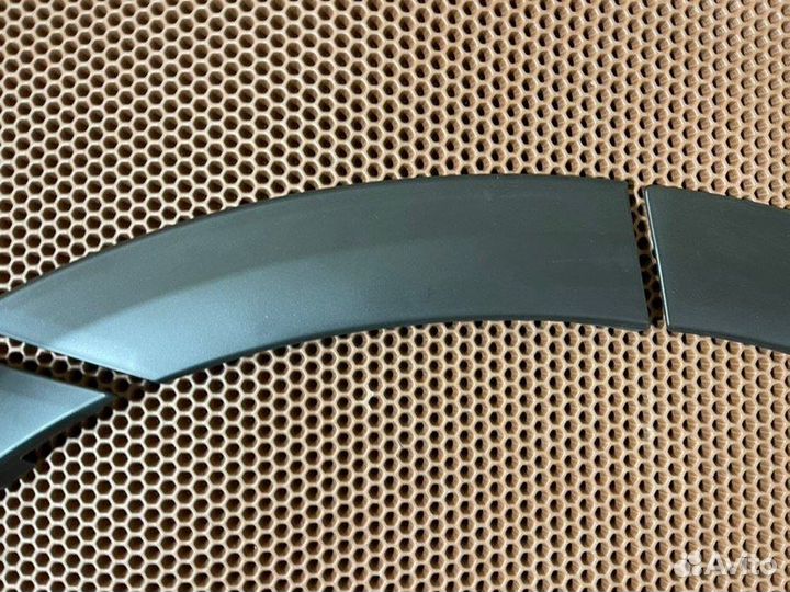 Расширитель крыла задний правый Subaru Forester 4