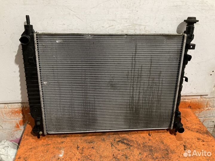 Радиатор основной Opel Antara 2007-2015